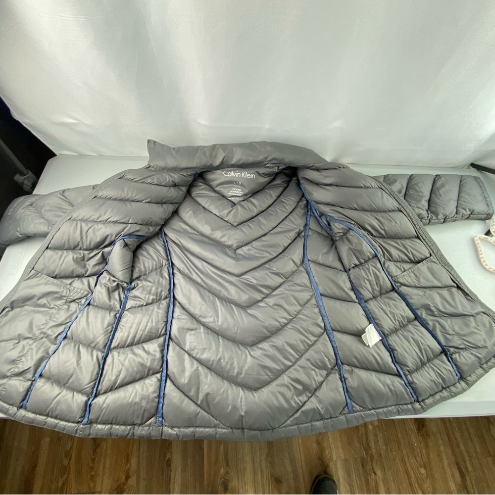 Calvin Klein Gunmetal Gray Lightweight Packable Puffer Down Jacket Wms sz L - Picture 3 of 15